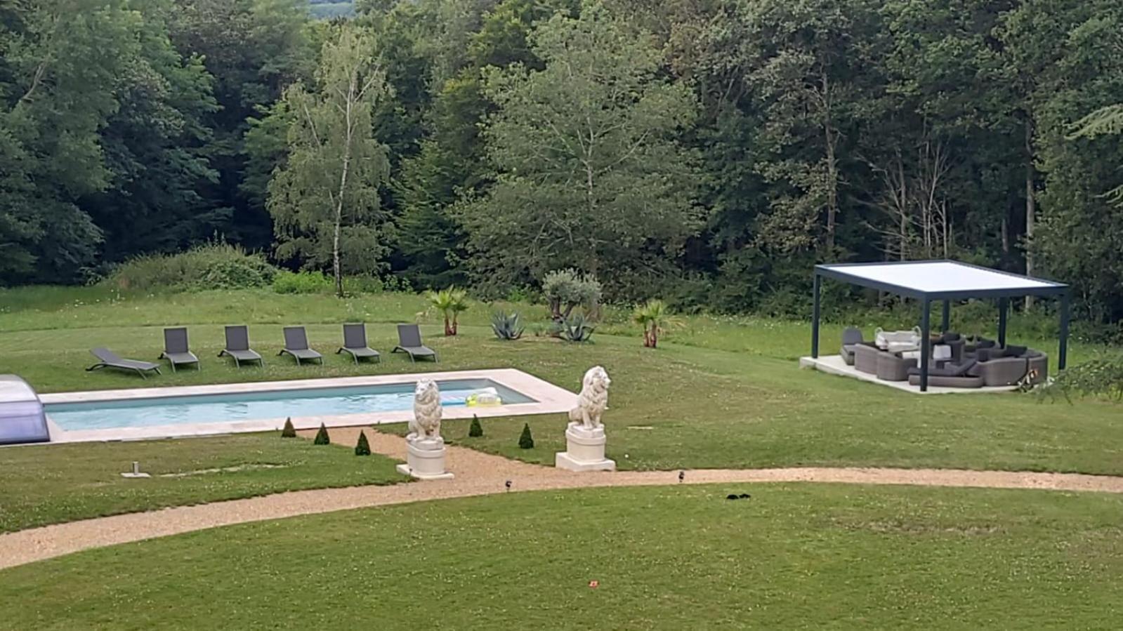 La Tour Carree D'Un Chateau Auzouer-en-Touraine Dış mekan fotoğraf